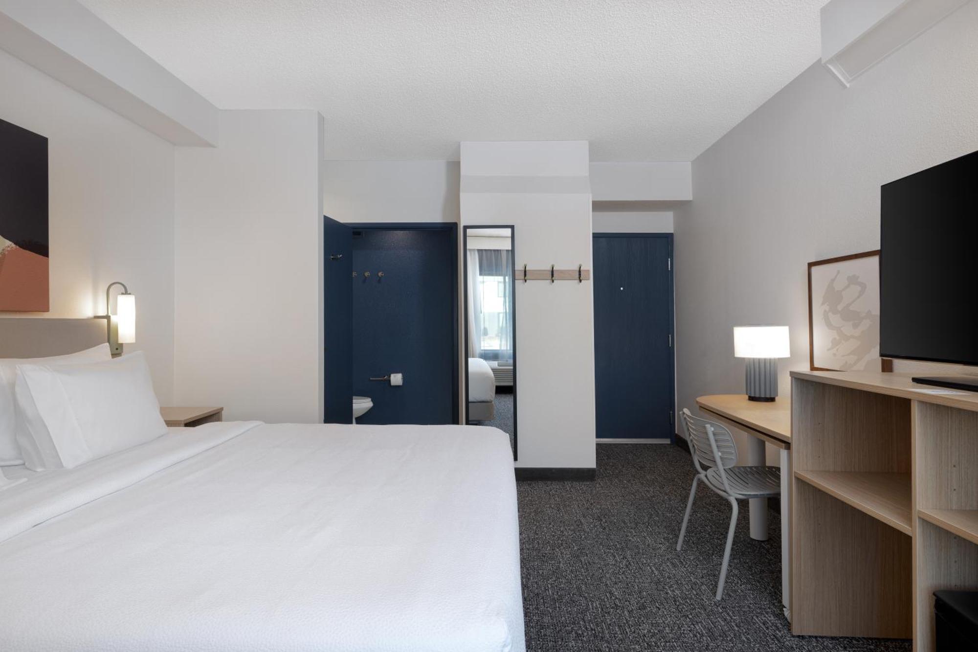 Spark By Hilton Bentonville Bagian luar foto