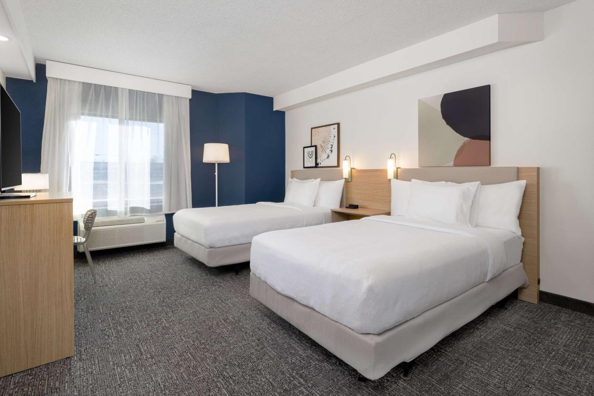Spark By Hilton Bentonville Bagian luar foto